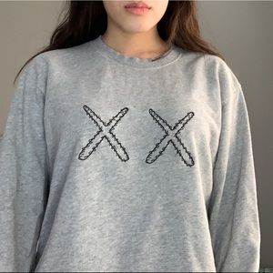 KAWS x Uniqlo crew neck